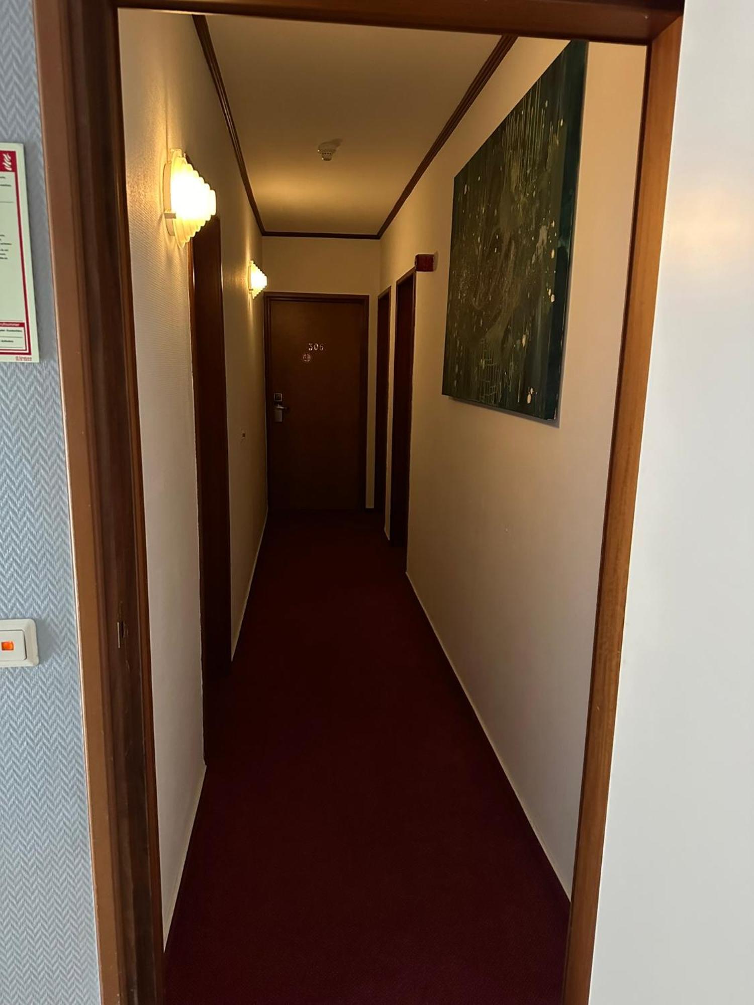 Yasha Hotel Люксембург Экстерьер фото